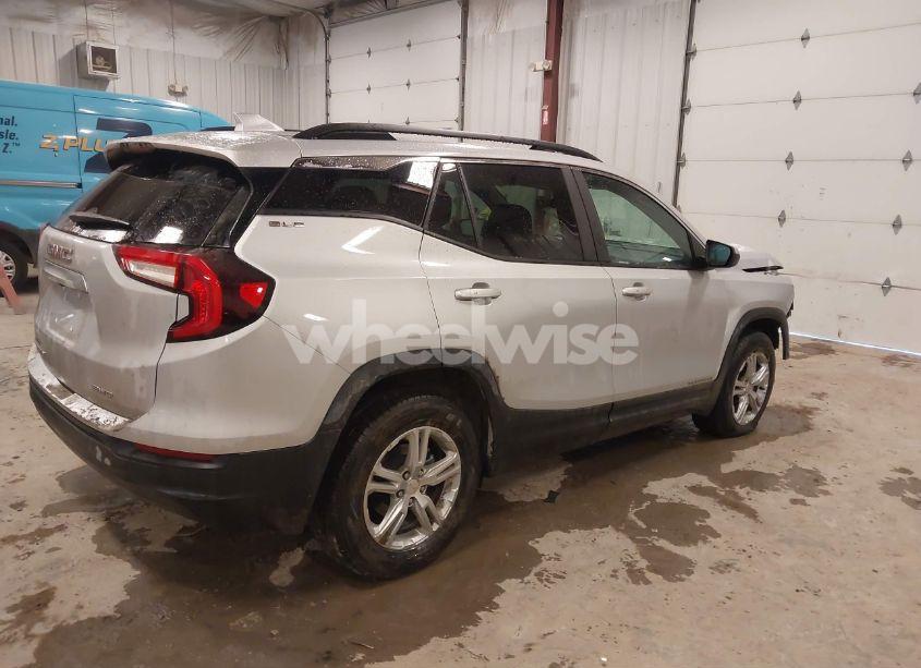 Photo 4 of 2022 Gmc Terrain AWD SLE (VIN 3GKALTEV4NL194497)