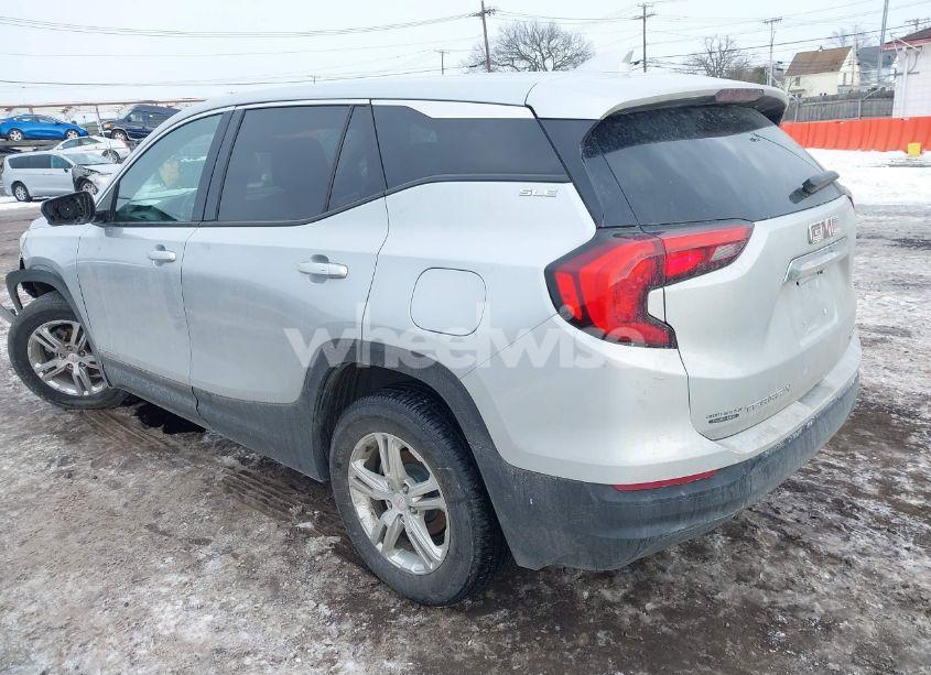 Photo 3 of 2018 Gmc Terrain SLE (VIN 3GKALTEV5JL137753)