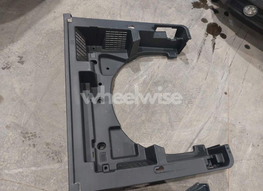 Photo 12 of 2018 Gmc Terrain SLE (VIN 3GKALTEV6JL232919)