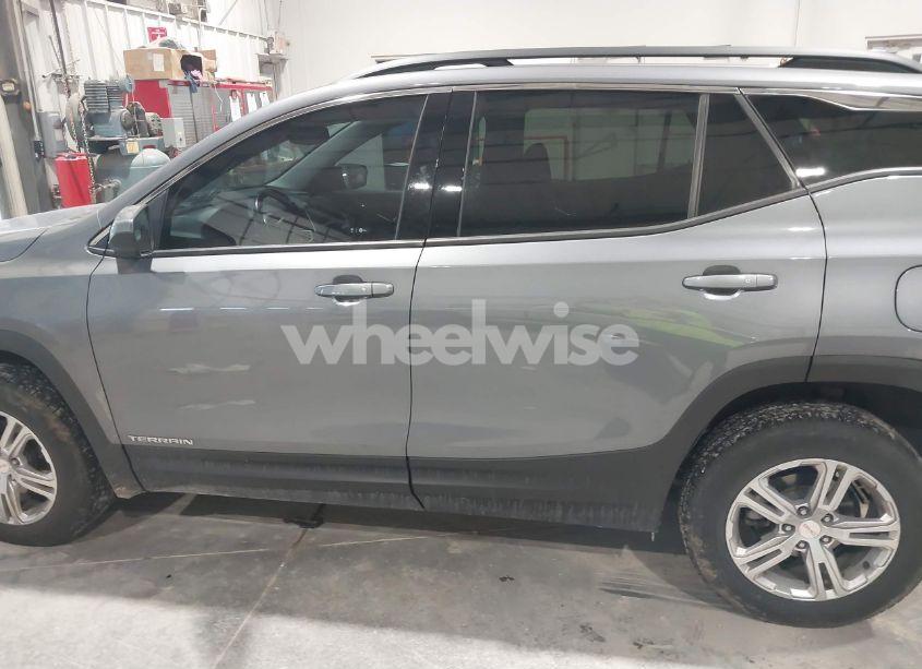 Photo 15 of 2018 Gmc Terrain SLE (VIN 3GKALTEV6JL232919)