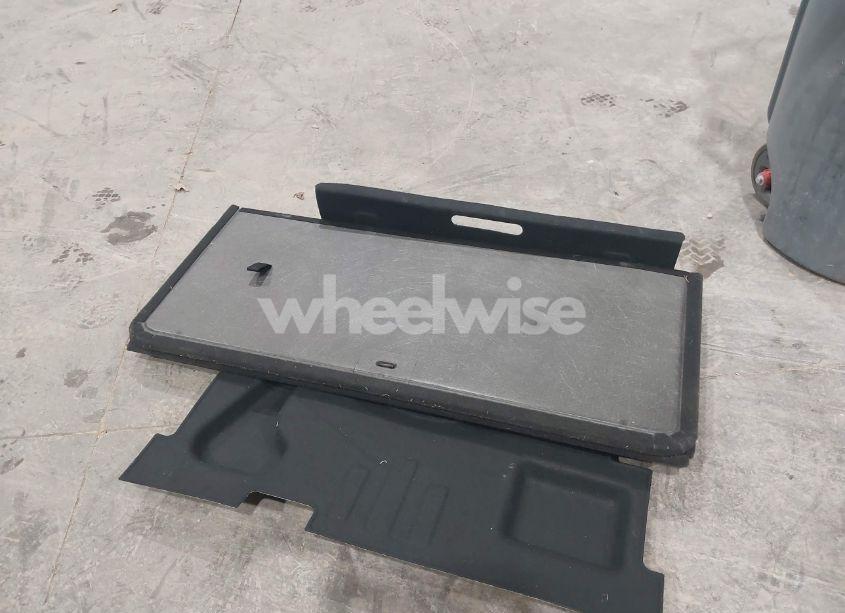 Photo 20 of 2018 Gmc Terrain SLE (VIN 3GKALTEV6JL232919)