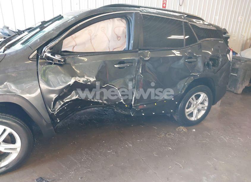 Photo 6 of 2021 Gmc Terrain AWD SLE (VIN 3GKALTEV7ML325517)