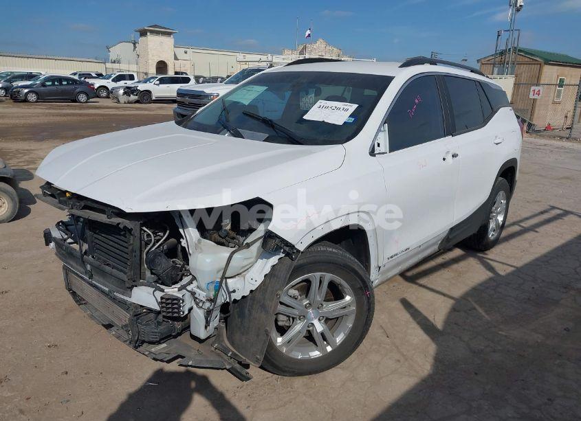 Photo 2 of 2022 Gmc Terrain AWD SLE (VIN 3GKALTEV7NL300182)