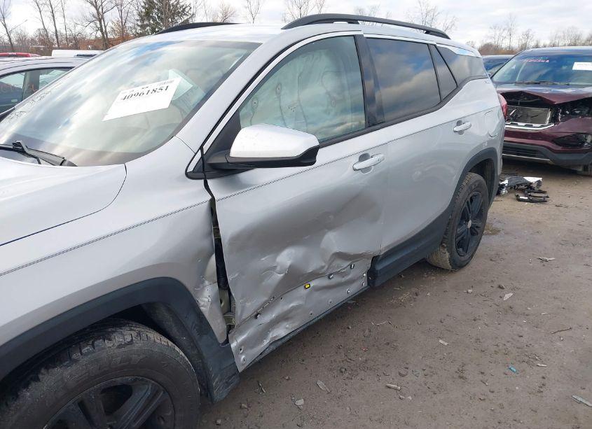 Photo 6 of 2018 Gmc Terrain SLE (VIN 3GKALTEV8JL267428)