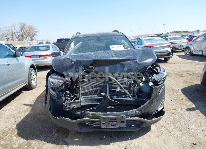 Photo 12 of 2018 Gmc Terrain SLE (VIN 3GKALTEVXJL395802)