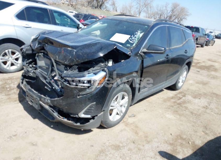 Photo 2 of 2018 Gmc Terrain SLE (VIN 3GKALTEVXJL395802)