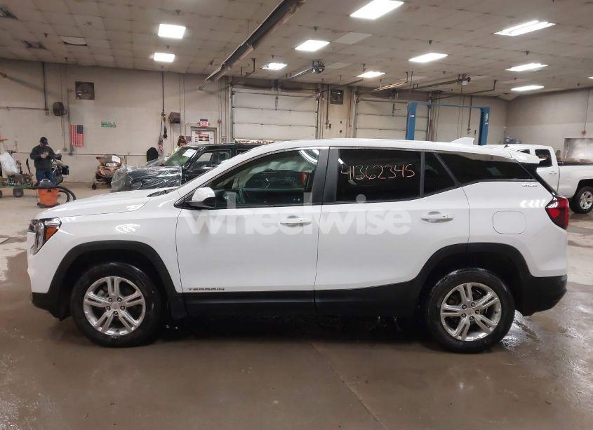 Photo 14 of 2022 Gmc Terrain AWD SLE (VIN 3GKALTEVXNL293583)
