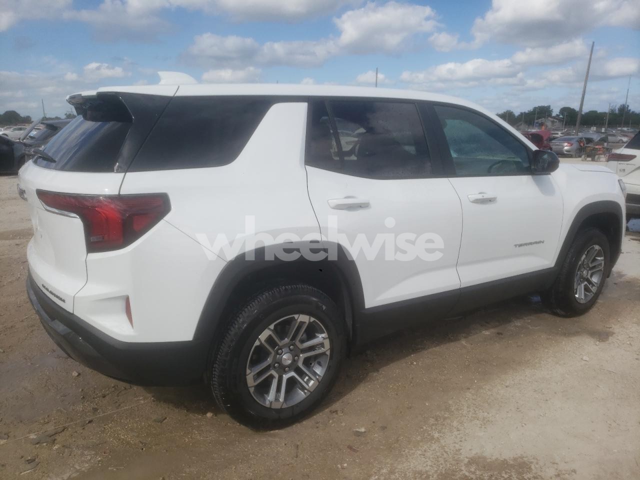 Photo 3 of 2025 GMC TERRAIN ELEVATION N/A (VIN 3GKALUEG9SL315589)