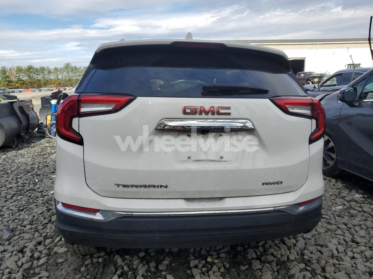 Photo 6 of 2024 GMC TERRAIN SLT N/A (VIN 3GKALVEG6RL130562)