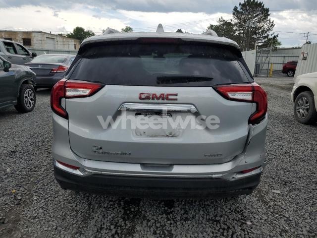 Photo 2 of 2022 GMC TERRAIN SLT N/A (VIN 3GKALVEV0NL184755)