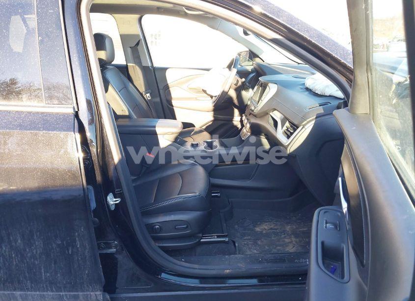 Photo 5 of 2022 Gmc Terrain AWD SLT (VIN 3GKALVEV3NL106681)