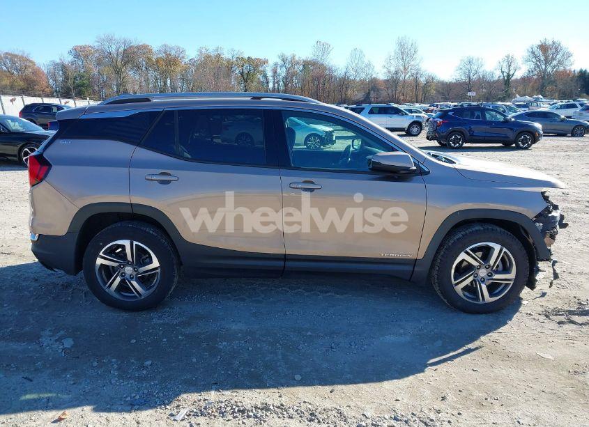 Photo 13 of 2018 Gmc Terrain SLT (VIN 3GKALVEV5JL268824)
