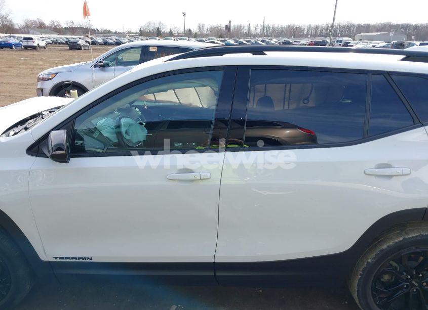 Photo 14 of 2021 Gmc Terrain AWD SLT (VIN 3GKALVEV5ML383329)