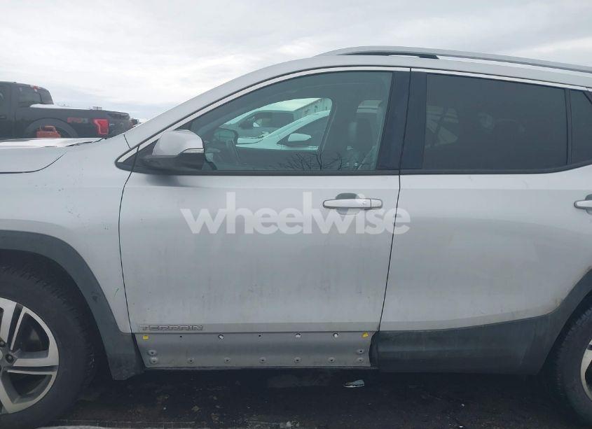 Photo 15 of 2019 Gmc Terrain SLT (VIN 3GKALVEV7KL200736)