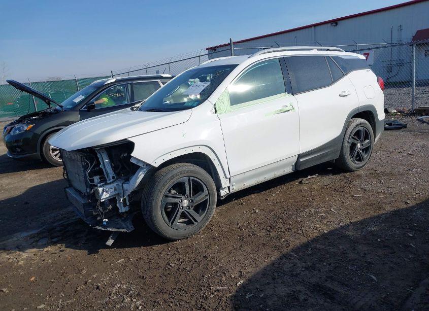 Photo 2 of 2019 Gmc Terrain SLT (VIN 3GKALVEV9KL318836)