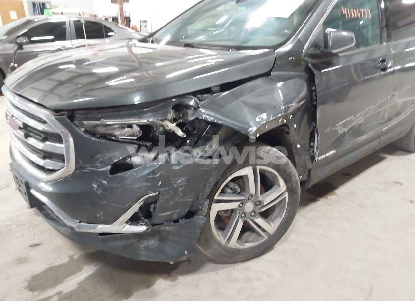 Photo 6 of 2019 Gmc Terrain SLT (VIN 3GKALVEVXKL346483)