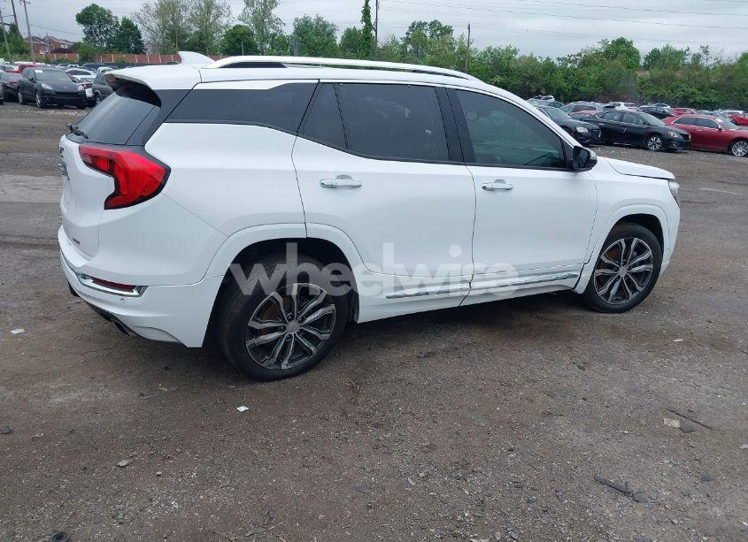 Photo 4 of 2018 Gmc Terrain DENALI (VIN 3GKALXEX3JL218145)
