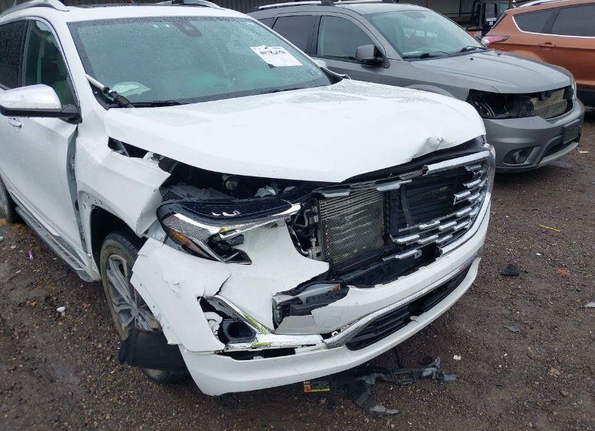 Photo 6 of 2019 Gmc Terrain DENALI (VIN 3GKALXEX5KL381669)