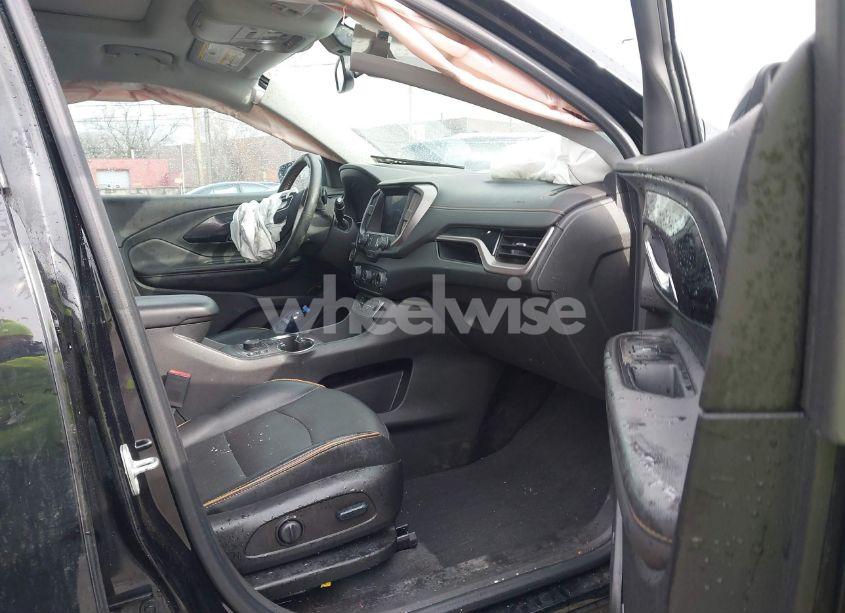 Photo 5 of 2023 Gmc Terrain AWD AT4 (VIN 3GKALYEG1PL181160)