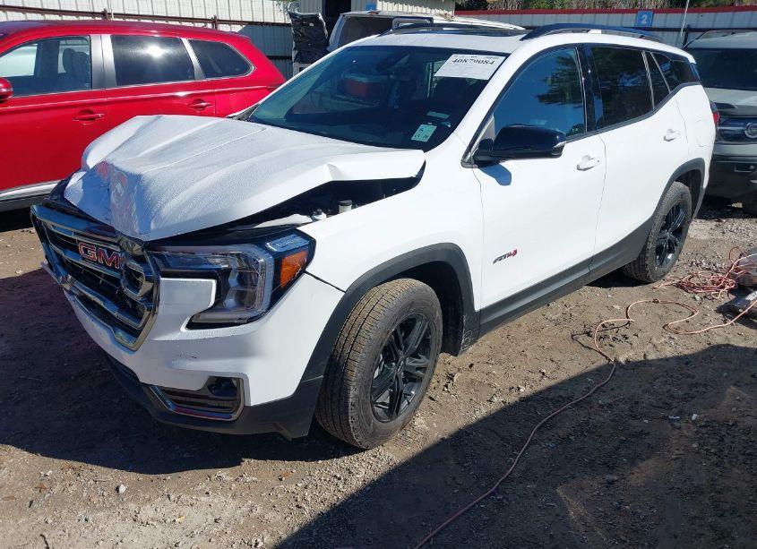 Photo 2 of 2024 Gmc Terrain AWD AT4 (VIN 3GKALYEG7RL203939)