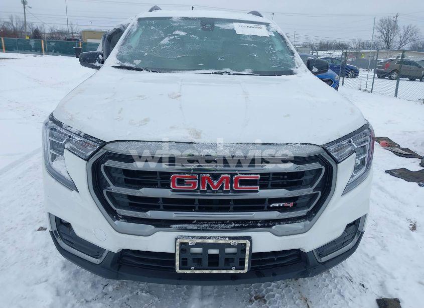 Photo 12 of 2023 Gmc Terrain AWD AT4 (VIN 3GKALYEG8PL102826)