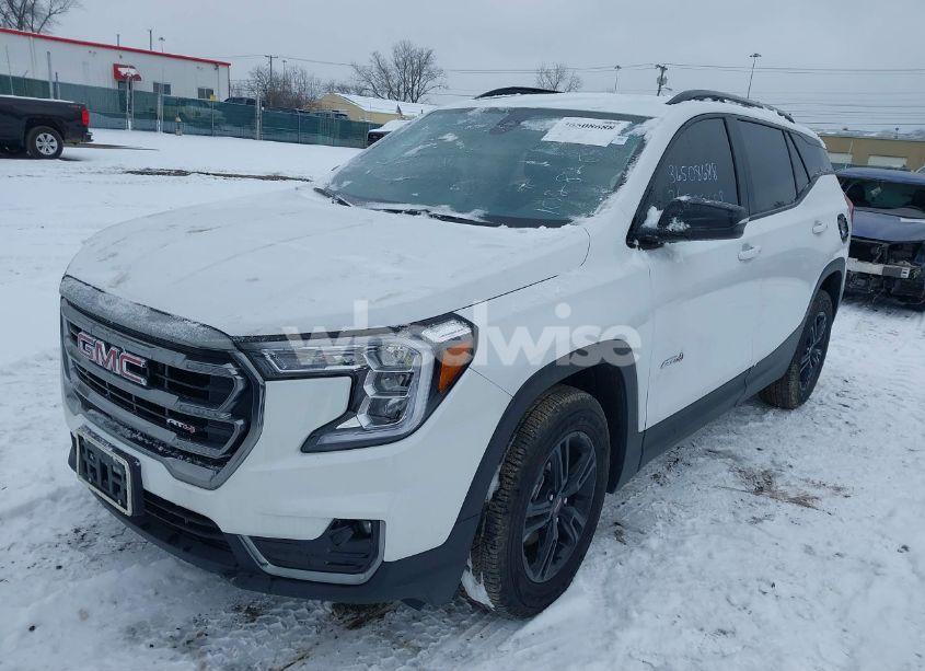 Photo 2 of 2023 Gmc Terrain AWD AT4 (VIN 3GKALYEG8PL102826)