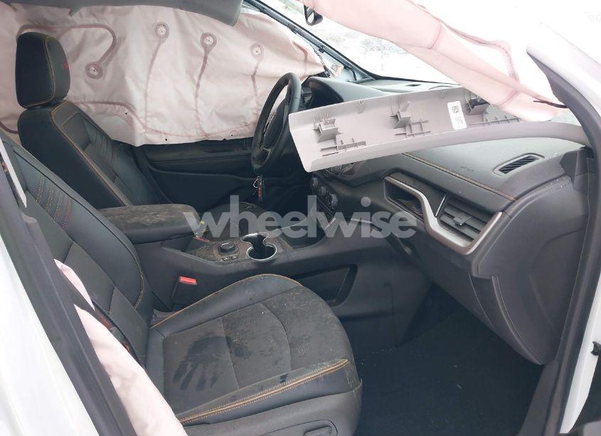 Photo 5 of 2023 Gmc Terrain AWD AT4 (VIN 3GKALYEG8PL102826)