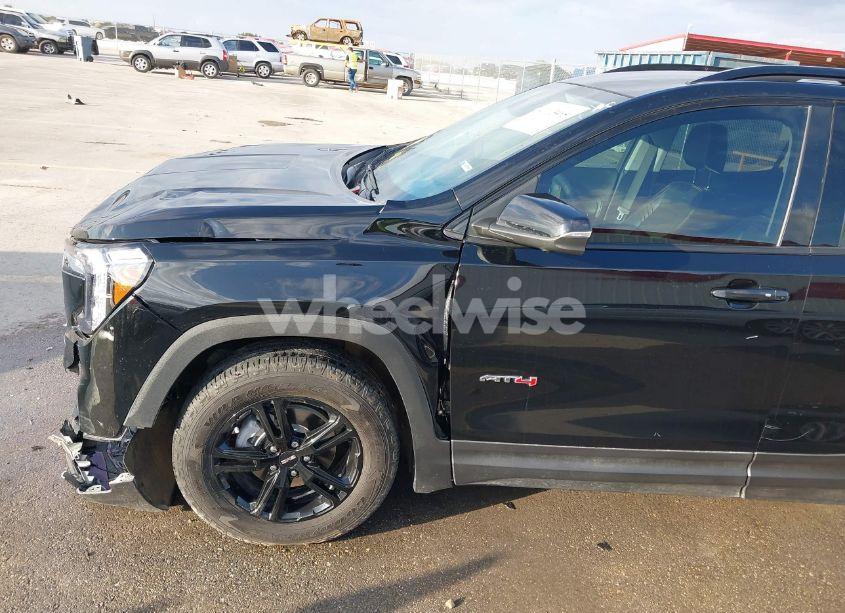 Photo 20 of 2023 Gmc Terrain AWD AT4 (VIN 3GKALYEG8PL205079)