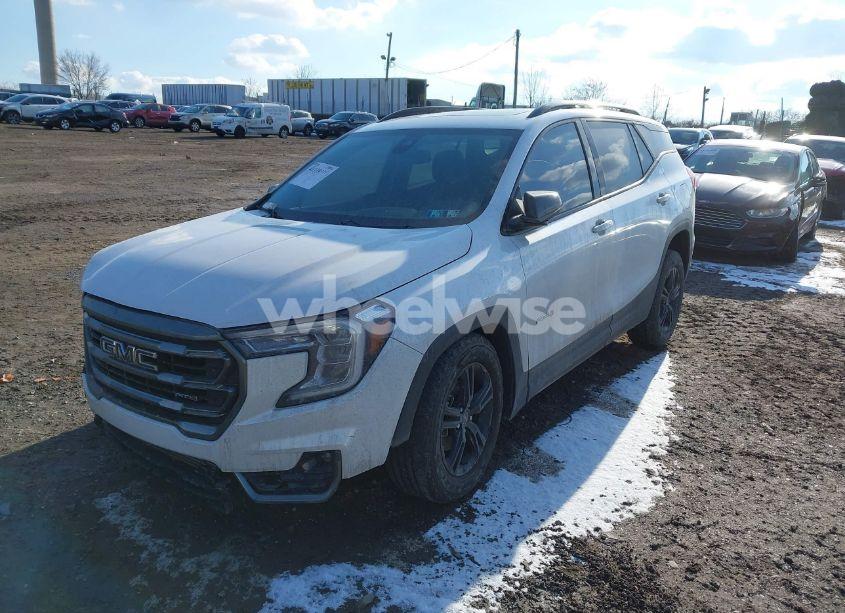 Photo 2 of 2022 Gmc Terrain AWD AT4 (VIN 3GKALYEV1NL156867)
