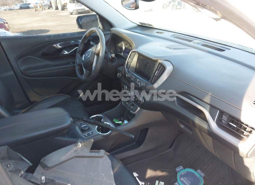 Photo 5 of 2022 Gmc Terrain AWD AT4 (VIN 3GKALYEV1NL156867)