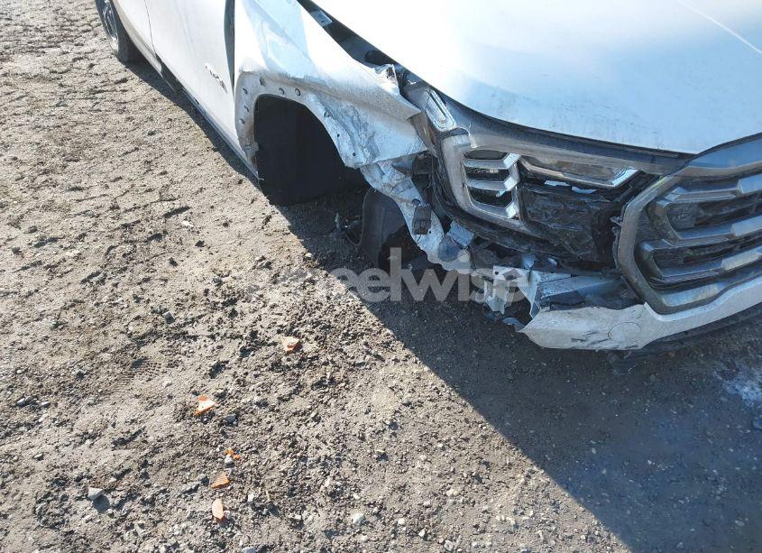 Photo 6 of 2022 Gmc Terrain AWD AT4 (VIN 3GKALYEV1NL156867)