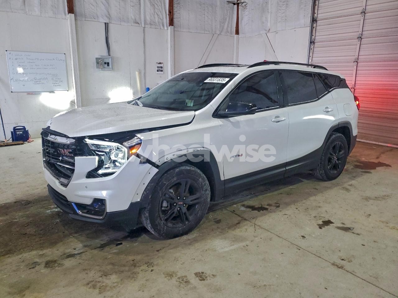 2022 GMC TERRAIN AT4 (VIN 3GKALYEV1NL296370) main photo