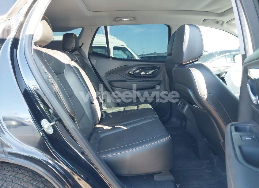 Photo 8 of 2022 Gmc Terrain AWD AT4 (VIN 3GKALYEV5NL291138)