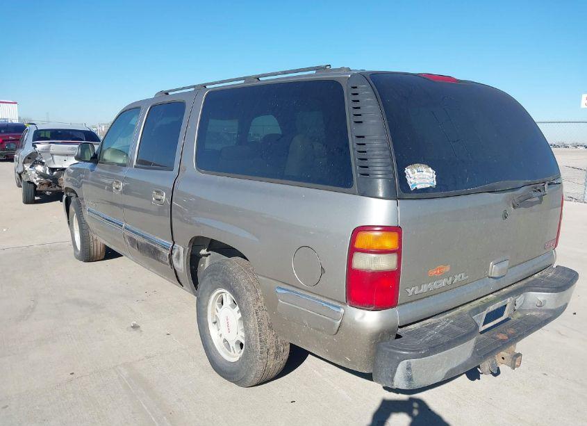 Photo 3 of 2001 Gmc Yukon XL 1500 SLT (VIN 3GKEC16T21G157440)