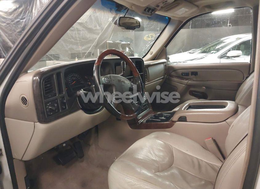 Photo 5 of 2004 Gmc Yukon XL 1500 SLT (VIN 3GKEC16T54G103859)