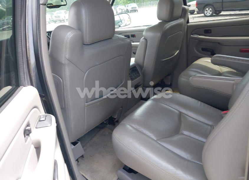 Photo 8 of 2004 Gmc Yukon XL C1500 (VIN 3GKEC16Z54G100304)