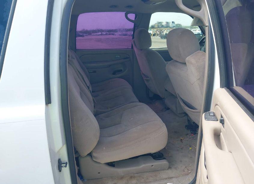 Photo 8 of 2004 Gmc Yukon XL C1500 (VIN 3GKEC16Z94G106655)