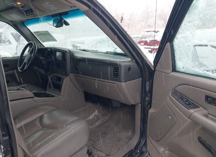 Photo 5 of 2005 Gmc Yukon XL 1500 SLT (VIN 3GKEC16ZX5G290196)