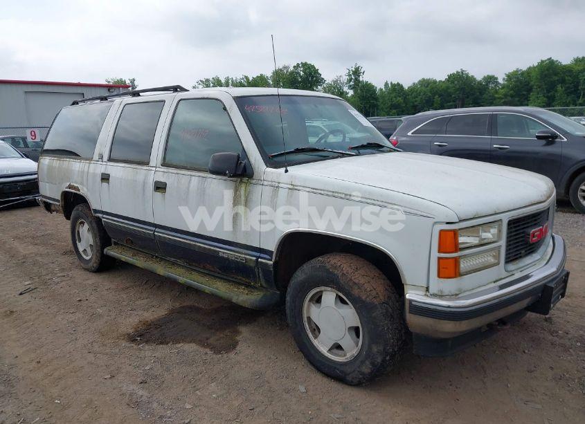 1997 Gmc Suburban 1500 SL (VIN 3GKFK16R2VG502239) main photo