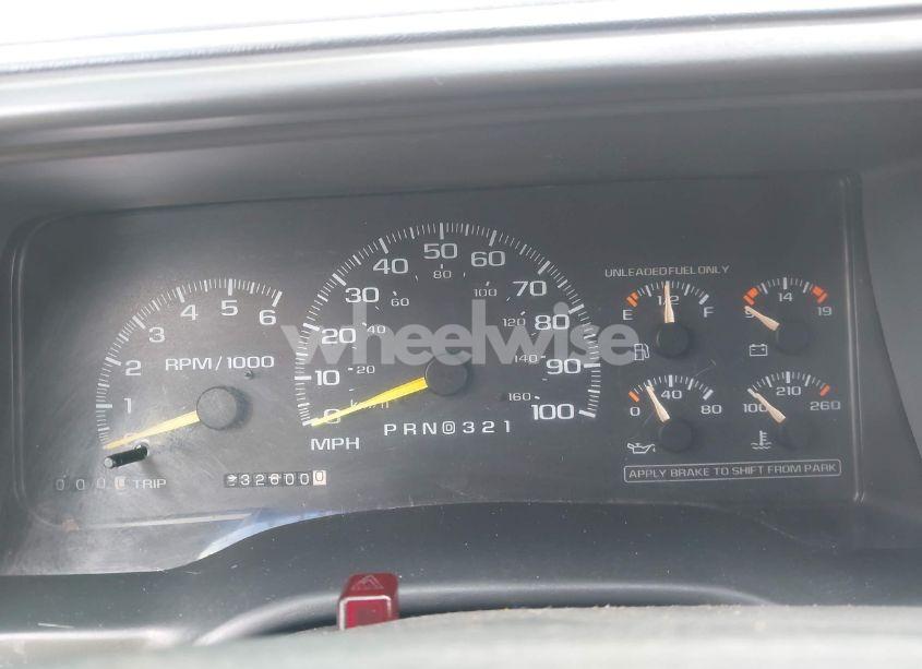 Photo 7 of 1997 Gmc Suburban 1500 SL (VIN 3GKFK16R2VG502239)