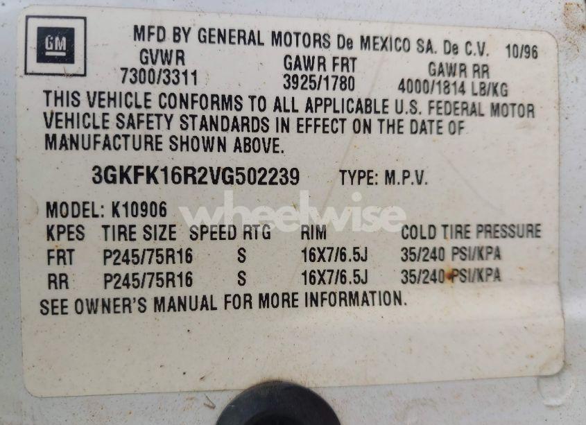 Photo 9 of 1997 Gmc Suburban 1500 SL (VIN 3GKFK16R2VG502239)