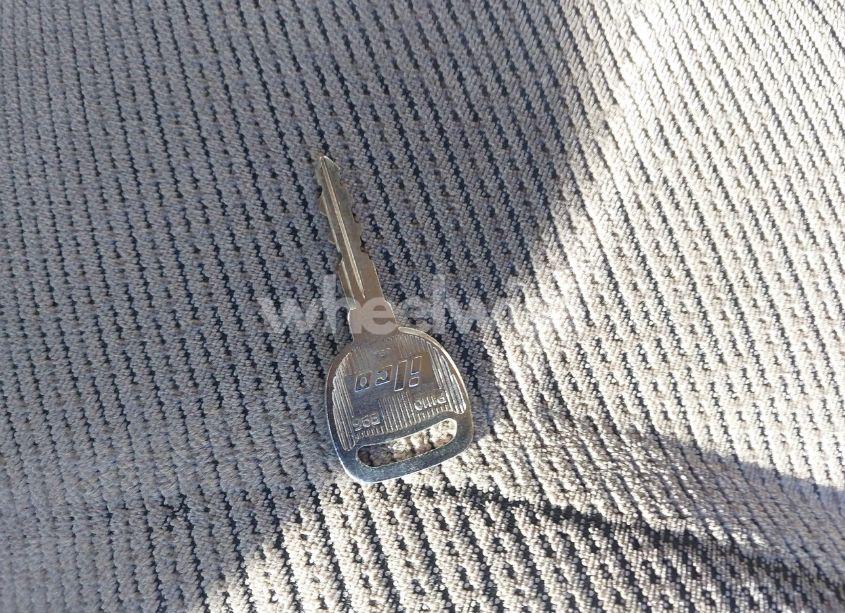 Photo 11 of 1996 Gmc Suburban K1500 (VIN 3GKFK16R8TG517521)