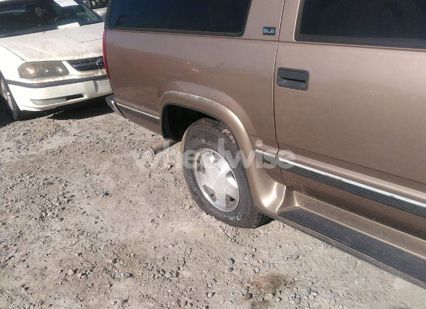 Photo 16 of 1996 Gmc Suburban K1500 (VIN 3GKFK16R8TG517521)