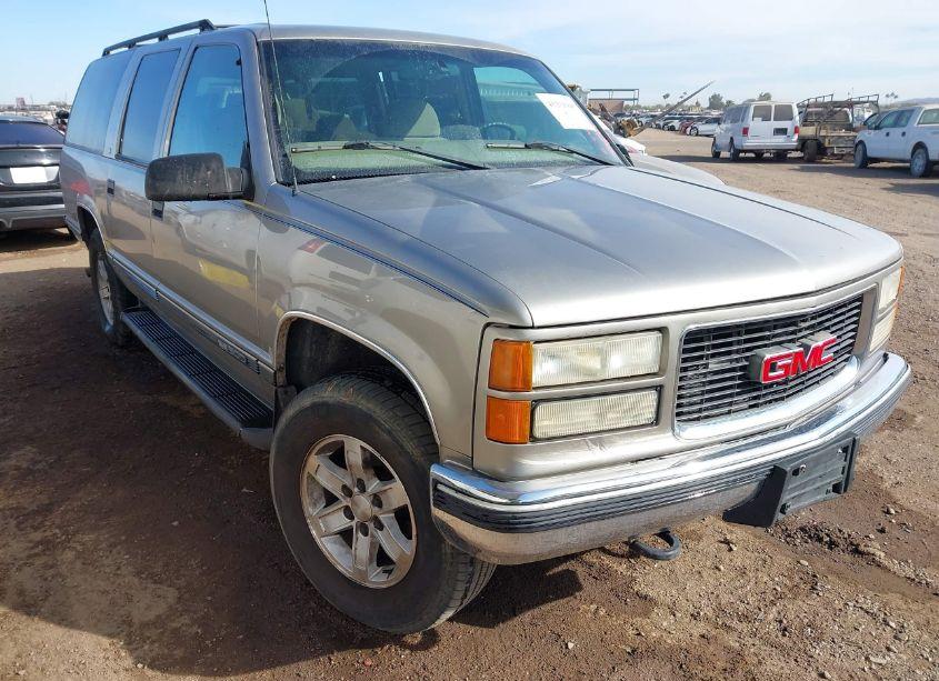 1999 Gmc Suburban 1500 SL (VIN 3GKFK16R9XG543292) main photo