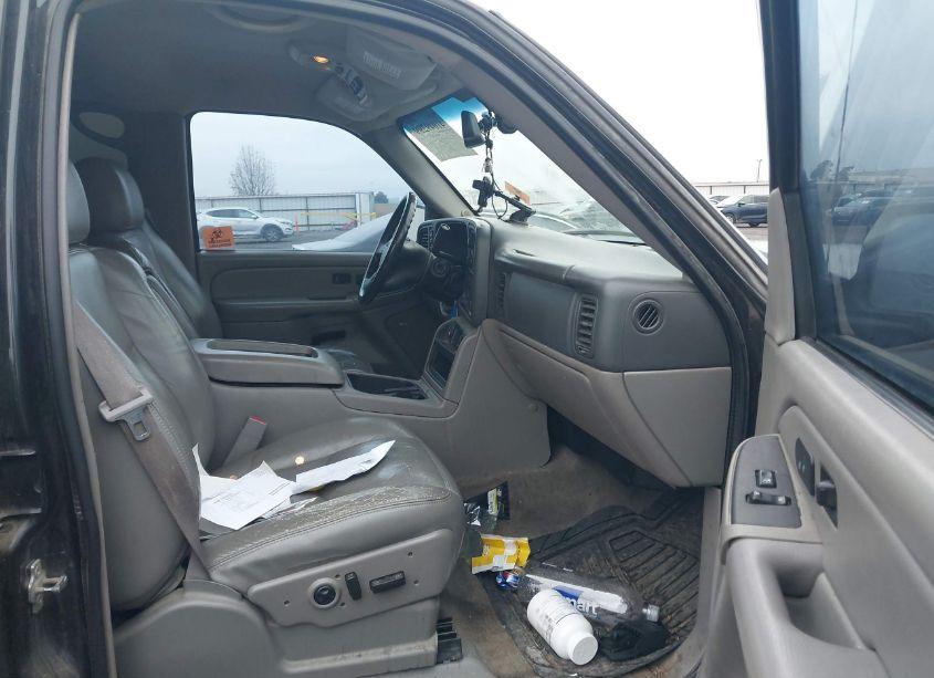 Photo 5 of 2005 Gmc Yukon XL 1500 SLE (VIN 3GKFK16T85G155222)