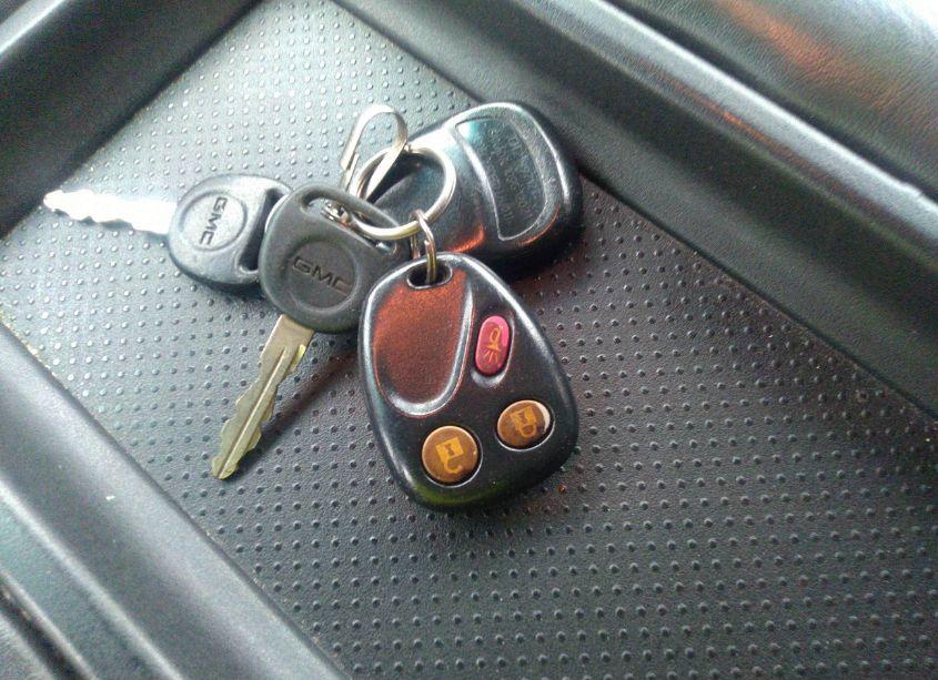 Photo 11 of 2004 Gmc Yukon XL 1500 SLE (VIN 3GKFK16Z64G282716)