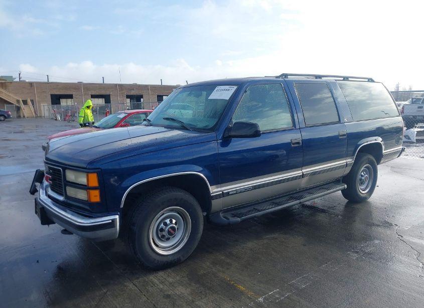 Photo 2 of 1999 Gmc Suburban 2500 SL (VIN 3GKGC26JXXG542539)