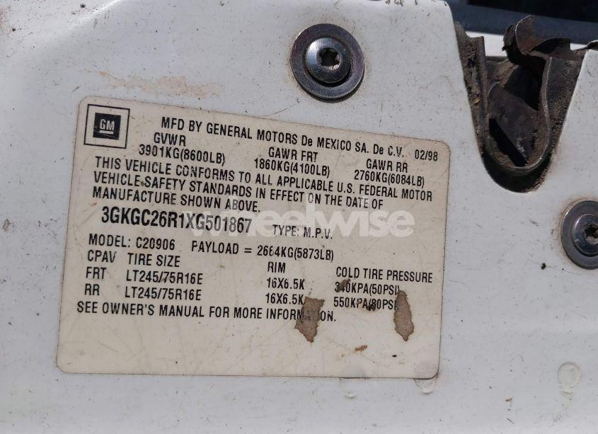 Photo 9 of 1999 Gmc Suburban 2500 SL (VIN 3GKGC26R1XG501867)