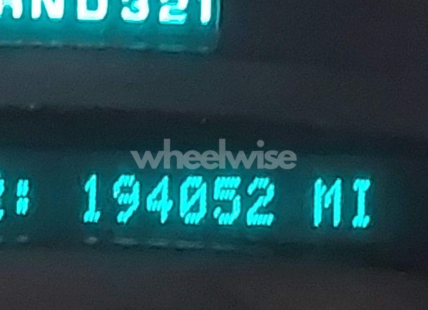 Photo 16 of 2004 Gmc Yukon XL 2500 SLE (VIN 3GKGK26GX4G218560)