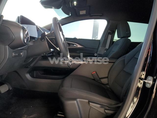 Photo 10 of 2025 CHEVROLET EQUINOX LT (VIN 3GN7DLRP3SS125498)